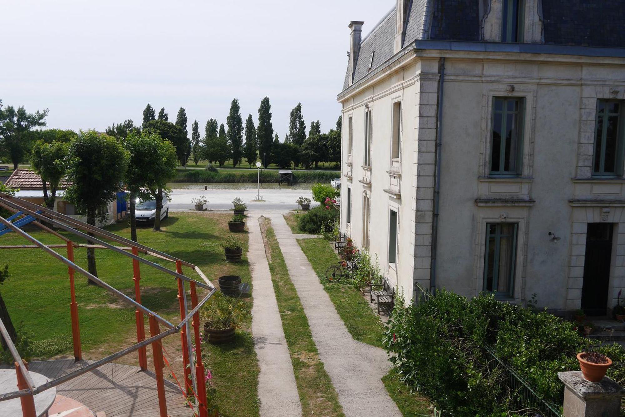 Hotel Le Domaine Du Meunier Mortagne-sur-Gironde Camera foto