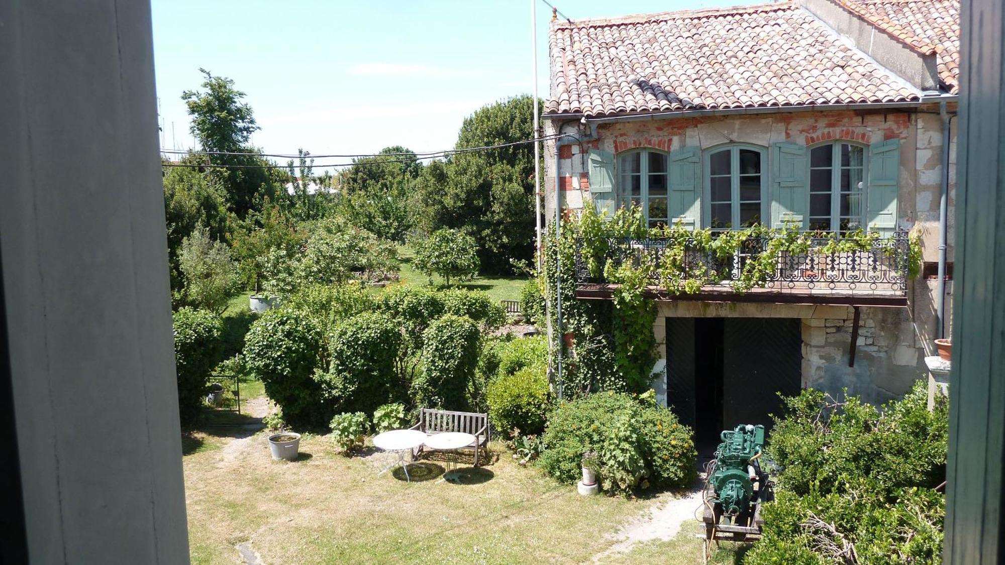 Hotel Le Domaine Du Meunier Mortagne-sur-Gironde Camera foto